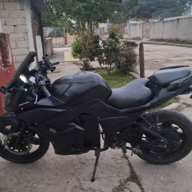 Moto electrica deportiva Racing - Img 125910674