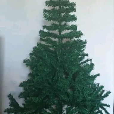 Árbol de Navidad. De 1.80 y 1.50 cm de alto - 2/2