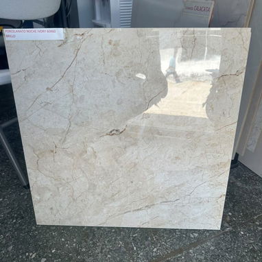 Porcelanatos brillo 60x60 - 9/10