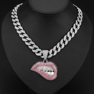 Cadenas de diamantes - Img 125374606