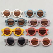 Gafas de sol para niñas y niños | Accesorios | Nuevo | Garantía 5 | videojuegoshabana.com - Img 56030046