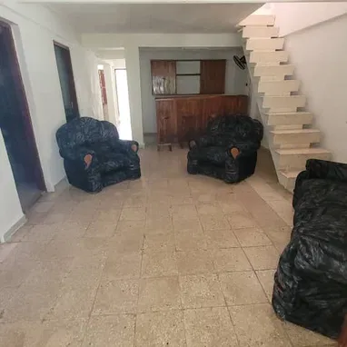 REBAJADA A $35 000 USD ( AJUSTE CON DINERO EN MANO ) En venta casa independiente de 2 plantas, ubicada - Img 126041703