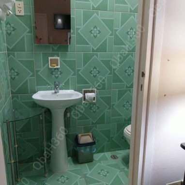 RENTE hostal de 3 habitaciones EN EL VEDADO CAPITALINO con Qba Hostin 360 - 2/10