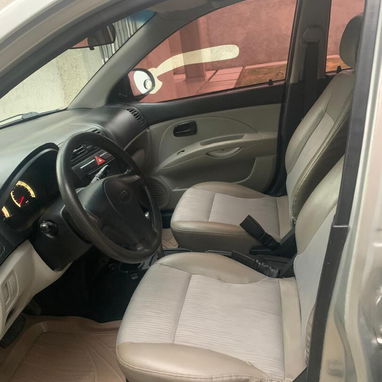 Vendo o negocio Kia picanto del 2009 automático - Img 89083485