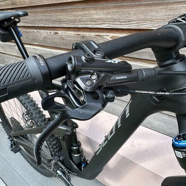 Scott Ransom 910 Mountain Bike In Medium Carbon Frame. Under 30 miles. - 5/5