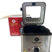 Freidora de aceite de 1.5 litros - Img 56417340