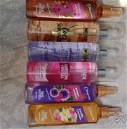 Se vende colonias grandes y desodorante spray - Img 45753923