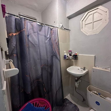 Se renta lineal un apartamento  en el vedado - Img 122282392