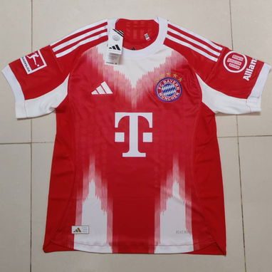 Mejor regalo para el 14 de febrero. Pulovers de fútbol réplicas AAA. - Img 112975868