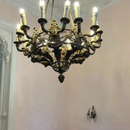 En venta lámpara medieval de bronce +53 52561382 de 16 luces Madelaine - Img 45764682