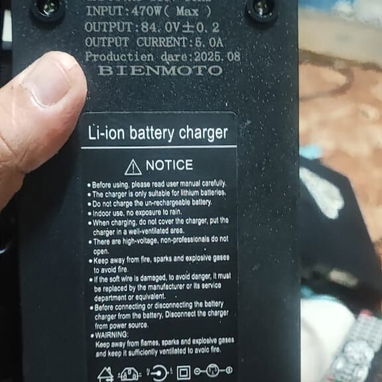 Cargadores para su moto electrica todo los amperages solo llame o escriba al WhatsApp para m谩s informaci贸n al WhatsApp - Img 120999118