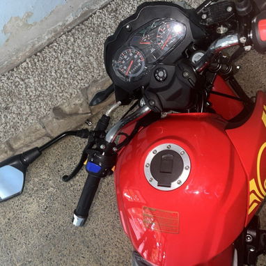 MOTO DE GASOLINA MODELO GT1 250 cc - 5/6