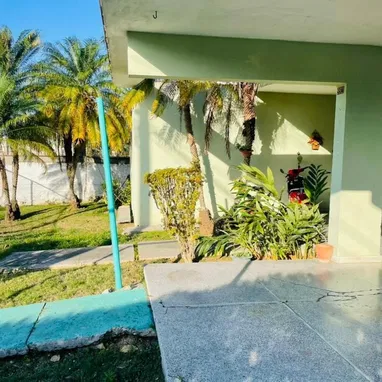 ▎🏠 ¡Tu nueva vida comienza aquí! Venta de casa independiente en Ave. de Vento - Img 123146290
