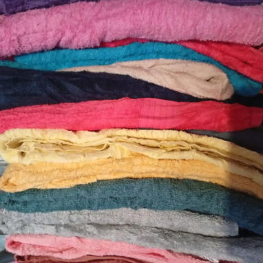 Ropa reciclada en pacas de 💯 libras - Img 117638643