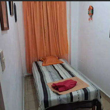 Renta lineal  de apartamento en el Vedado! Tiempo indefinido. Respaldo energético garantizado! - 6/7