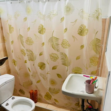 Vendo Casa en Pogolotti Marianao con todo adentro ver detalles. No Corredores - Img 127836505
