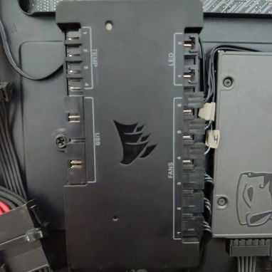 🌈  Corsair Commander PRO – Controladora de Ventiladores, RGB y Temperatura 🌡️ - 4/8