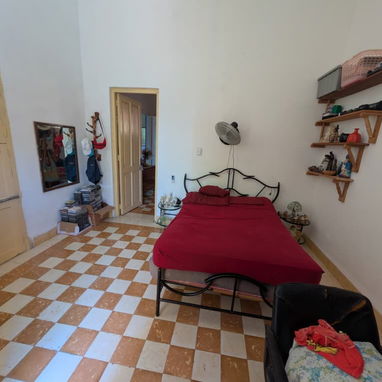 ¡Oportunidad en el corazón del Vedado! 🏡 - 3/10