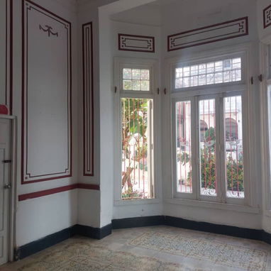 Renta de espacio comercial ideal para cafetería o bar en Vedado, Arleen - Img 121928367
