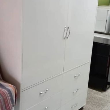 Closet - Img 113142069