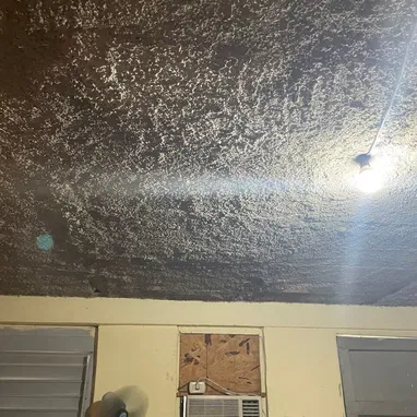 SE VENDE UN CUARTO EN UN SOLAR EN SAN LAZARO INFANTA UNA ZONA MUY BUENA 55390779 - Img 118108107
