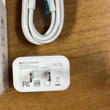 CARGADOR Y CABLE USB TIPO CA LIGHTNING GAR154 - 1HORA - 3/3