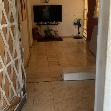 Casa de 2 pisos puerta a la calle en La Lisa - Img 125747330
