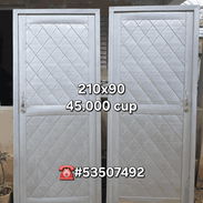Puertas con yale y llaves 210x90 - Img 53114827