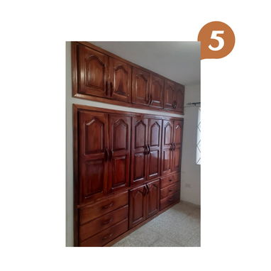 Closet - Escaparate de madera - Img 114662458