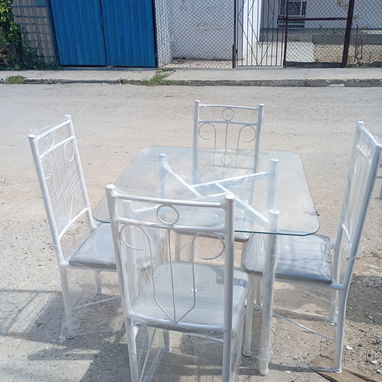 Juego de comedor exclusivo listo para entregar 10%de descuento entrega sin costo adicional en toda la Habana - 3/4