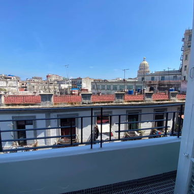 🏤Apartamento de alquiler con vista al Capitolio en Centro Habana. 1 habitacion. Renta de apartamento en Habana x noche - 4/10