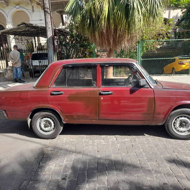 Lada 2107 + motor extra + piezas - Img 122319444