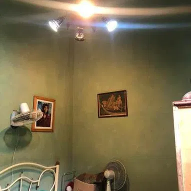 Se vende apartamento en Centro Habana. Ubicación céntrica cerca del parque del Curita. Tiene gas de la calle - Img 122577669
