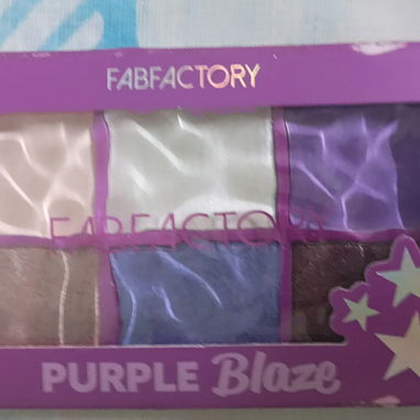 Paleta de sombras , gancho de pelos , felpa , pellisco - 2/8
