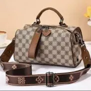 bolso mediano de mujer - Img 55351631