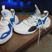 Se venden son un número 43 marca nike pueden llamar al 50069281 - Img 55751427