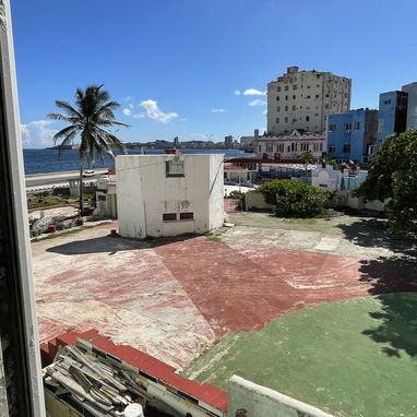 Renta Lineal de apartamento / Vedado - 5/5