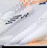 Tenis Blancos talla 40 (solo queda un par) - Precio : 5000 cup - Img 49748260