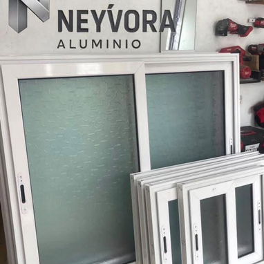 CARPINTERÍA DE ALUMINIO   CONTACTO👤 #54487912                                    NO DUDE EN PREGUNTAR☎️ 🔹PUERTAS  🔹VE - 6/10