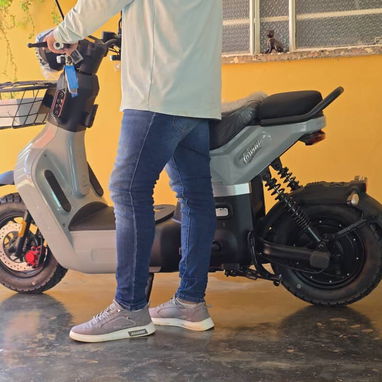 ⚡ TORVAN 2026 - Batería Litio 60V/30Ah - 100km - 70km/h - Papeles y envío en La Habana - 6/7