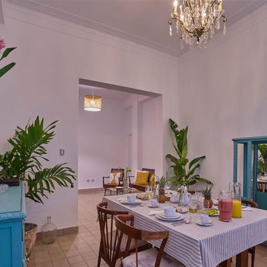 🏠Cod. Z | Alquiler por tiempo indefinido en el Vedado  - 2 Habitaciones + Terraza+ Planta eléctrica - Img 110047070