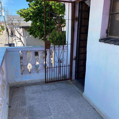 En venta casa en cerro - 7/10