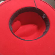 Sombrero rojo americano nuevo - Img 45415895