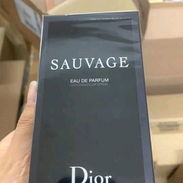 Sauvage de Dior. Eau de Parfum y Parfum. En Claar Essenza Perfumería - Img 52840995