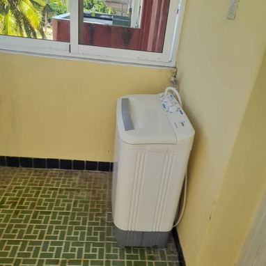 350 USD.RENTO LINEAL APARTAMENTO EN 2do.PISO EN EL VEDADO ZONA CENTRICA A UNA CUADRA DEL HOTEL TORRE K 52501177 - Img 119951284