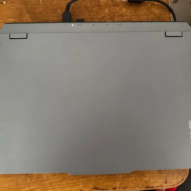 Lenovo LOQ  Modelo 15ARP9 - 2/5