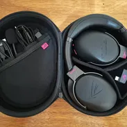 🎧 EN VENTA: Audífonos Gamer Inalámbricos ASUS ROG Strix Go 2.4 (Edición Exclusiva Electro Punk) 🎧 - Img 55559785