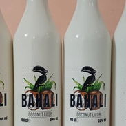Licor de Coco Bahali (1 litro) y muchos más - Img 55083786