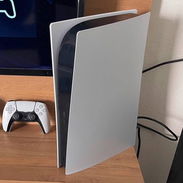 VENDO VIDEOCONSOLA DE NUEVA GENERACIÓN PS5 PIRATEADO LLENO DE JUEGOS MODERNOS CON DOS MANDOS LLAME O ESCRIBA - Img 55919041