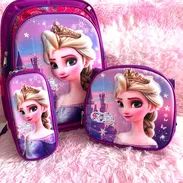 Conjunto de mochila, merendero y Bolsitos. La mochila tiene Luces - Img 56025372